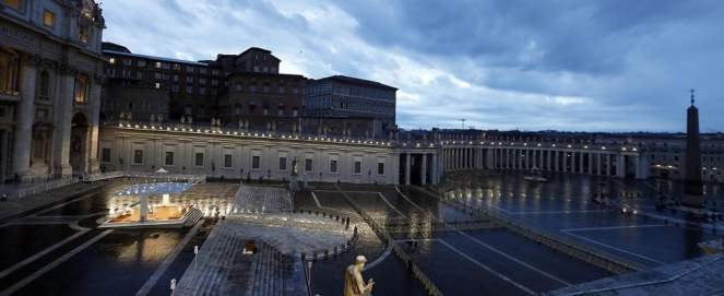 papa francesco piazza vuota